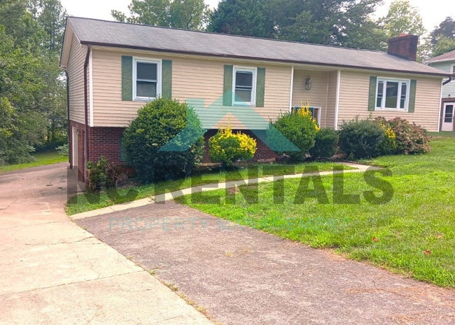 Building Photo - 730 Motor Rd