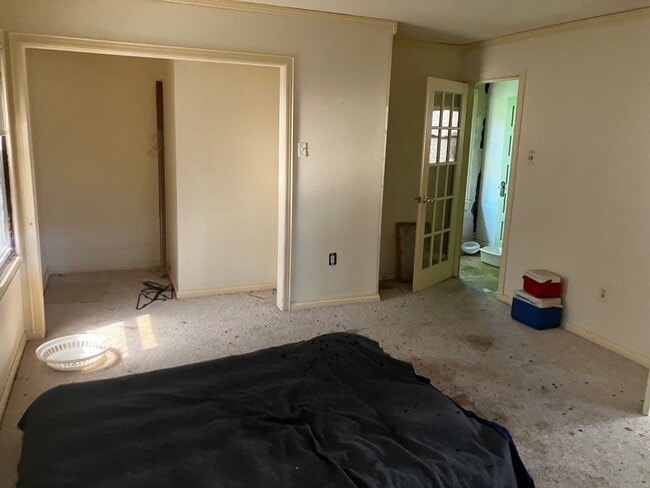 Building Photo - Low Money Down Rental Opportunity (For Sale)