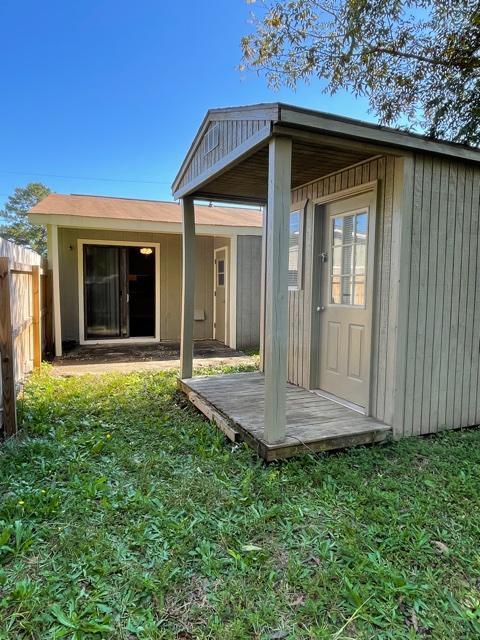 Building Photo - 115 Villa N Ct