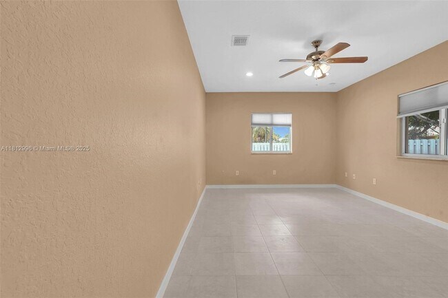 Building Photo - 8915 NW 164th St