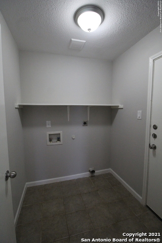 Building Photo - 9879 Highland Creek