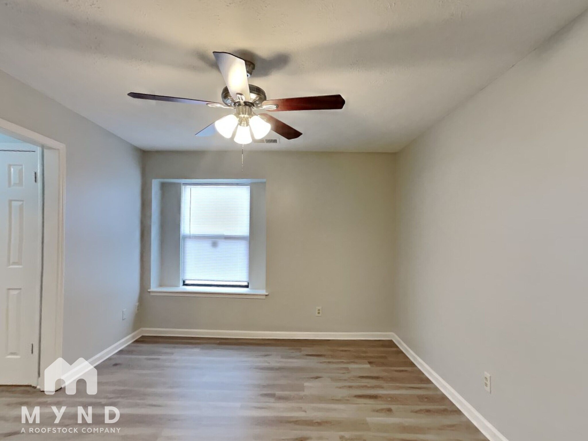 Building Photo - 4629 Sunnyslope Dr