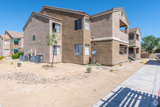 Primary Photo - Brookstone