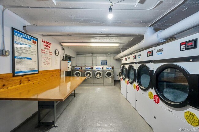 Building Photo - 37-16 83rd St