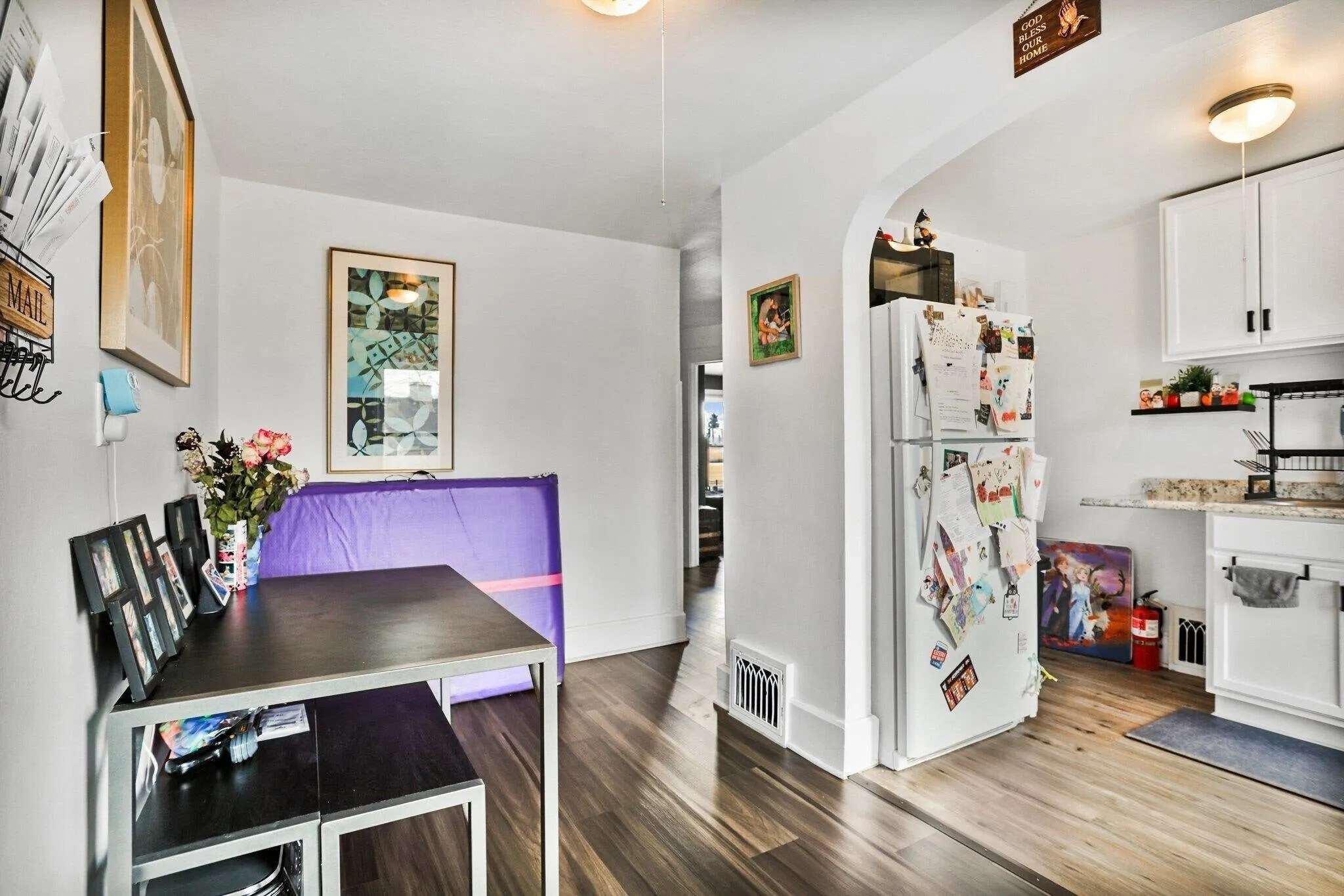 Building Photo - 426 College Ave