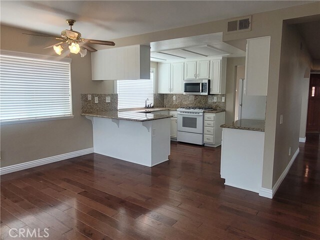 Building Photo - 16189 Pebble Beach Ln