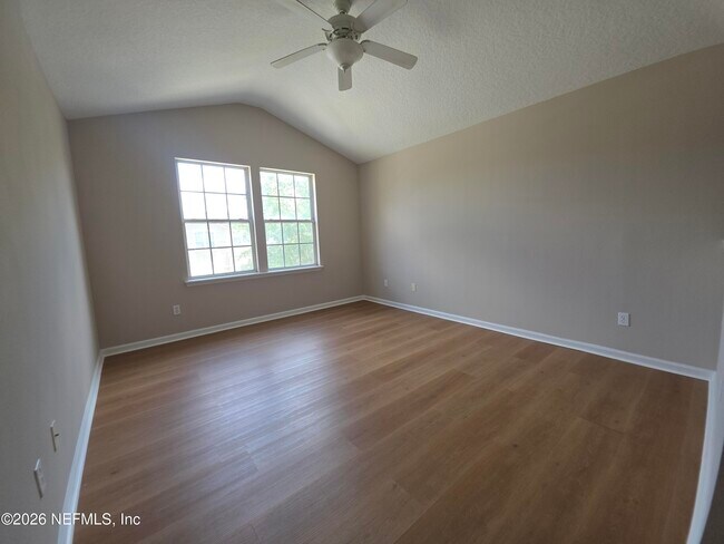 Building Photo - 6070 Bartram Village Dr