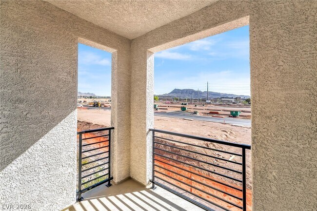 Building Photo - 351 Cymbal Pl