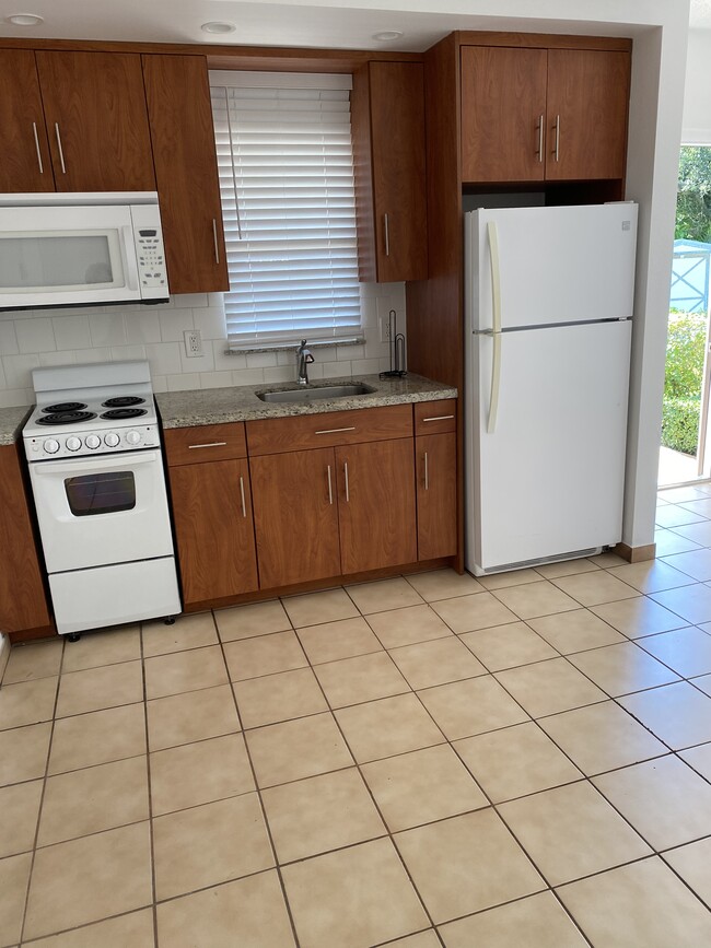 460 NW 48th Ct - 460 NW 48th Ct Miami FL 33126 | Apartment Finder