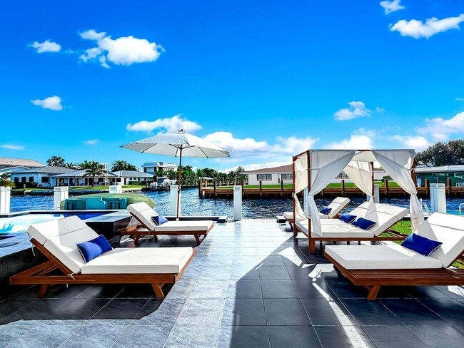 Building Photo - 2628 SE 10th St