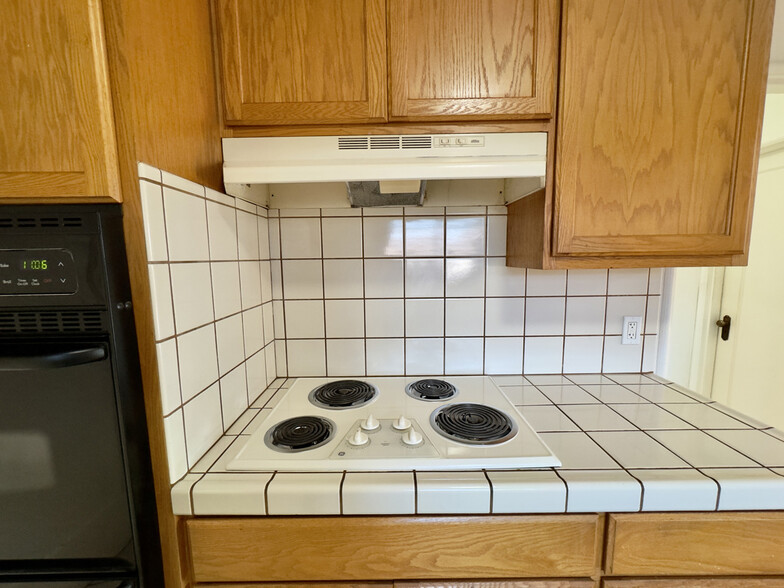 Building Photo - 2307 107th Ave