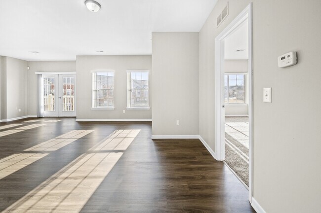 Building Photo - Towne Center Flats - 14100 Webster Dr.