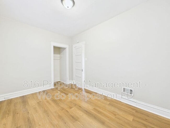 Building Photo - 2712 Park Ave