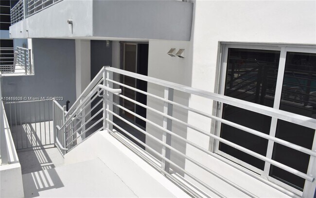 Building Photo - 3339 Virginia St