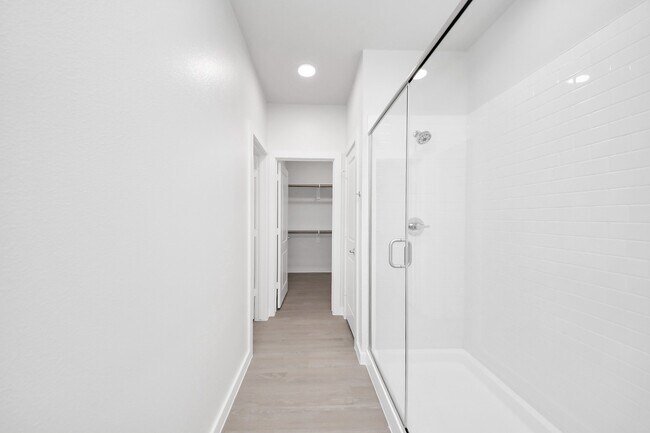 Building Photo - 22042 Ferguson Mdw Ln