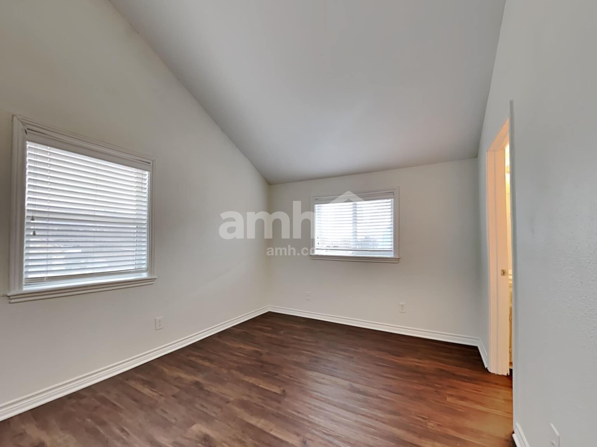 Building Photo - 416 Madison Pl