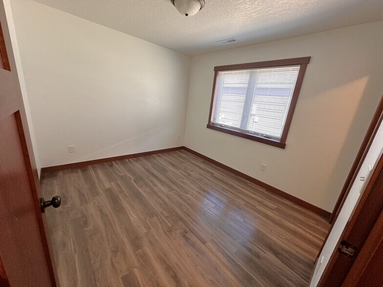 Building Photo - 1726 Aspen Ct