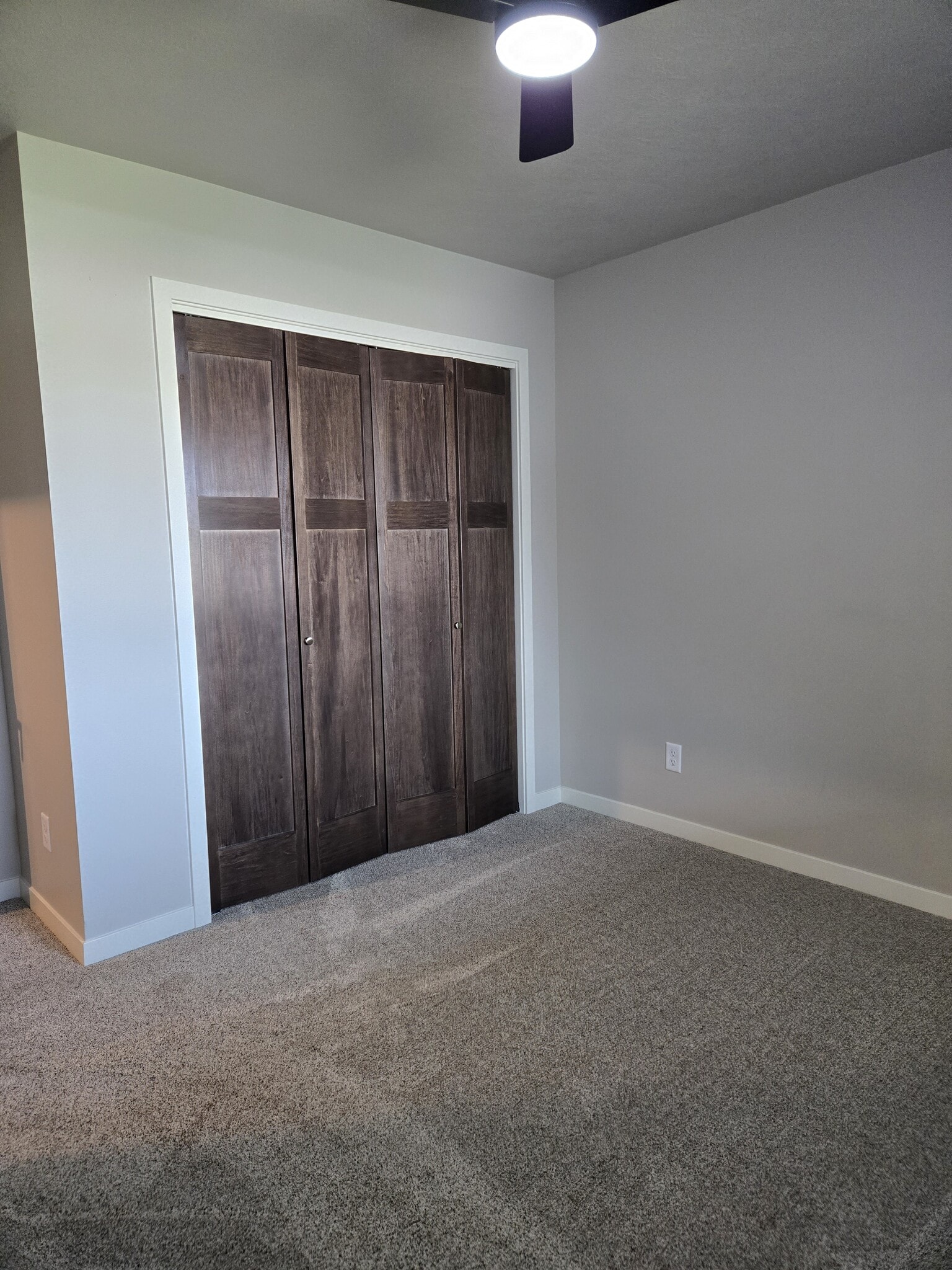 Building Photo - 1407 W 20th Ave