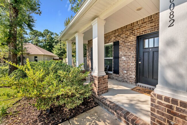 Building Photo - 6082 Carina Rd