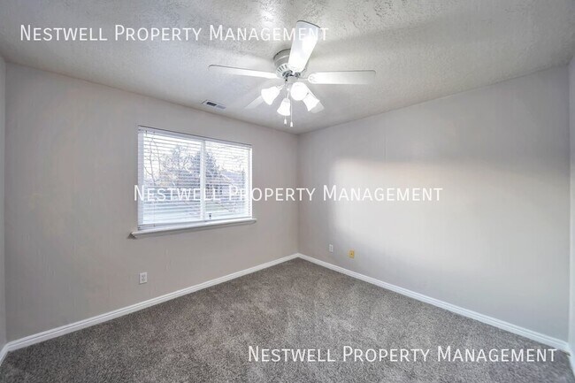 Building Photo - $250 OFF 1ST MONTHS RENT!  Mid-Level  3-be...