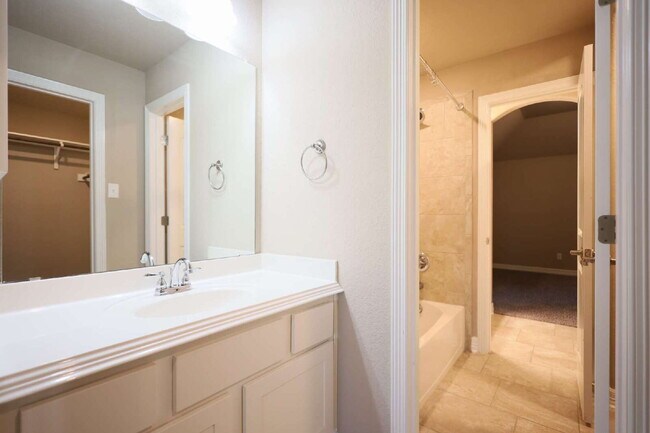 Building Photo - Beautiful 4-Bedroom Home in Stevens Ranch ...