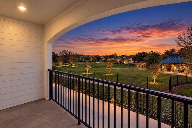 Building Photo - 11623 Waldemar Dr