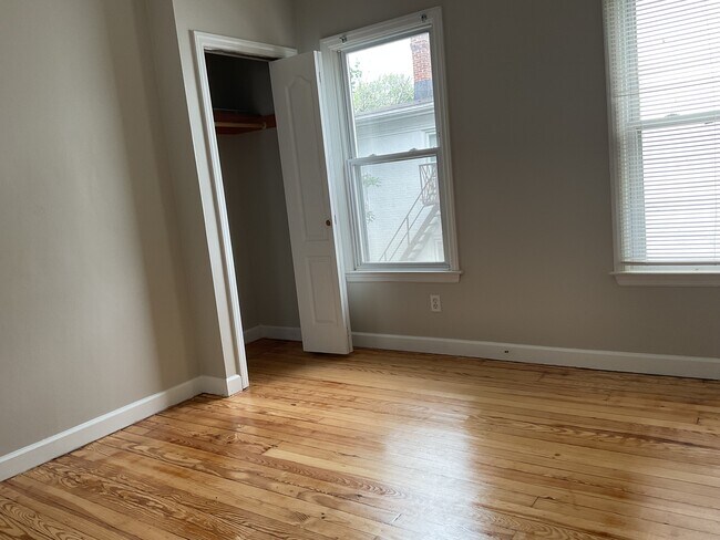 Building Photo - 134 Shelton Ave