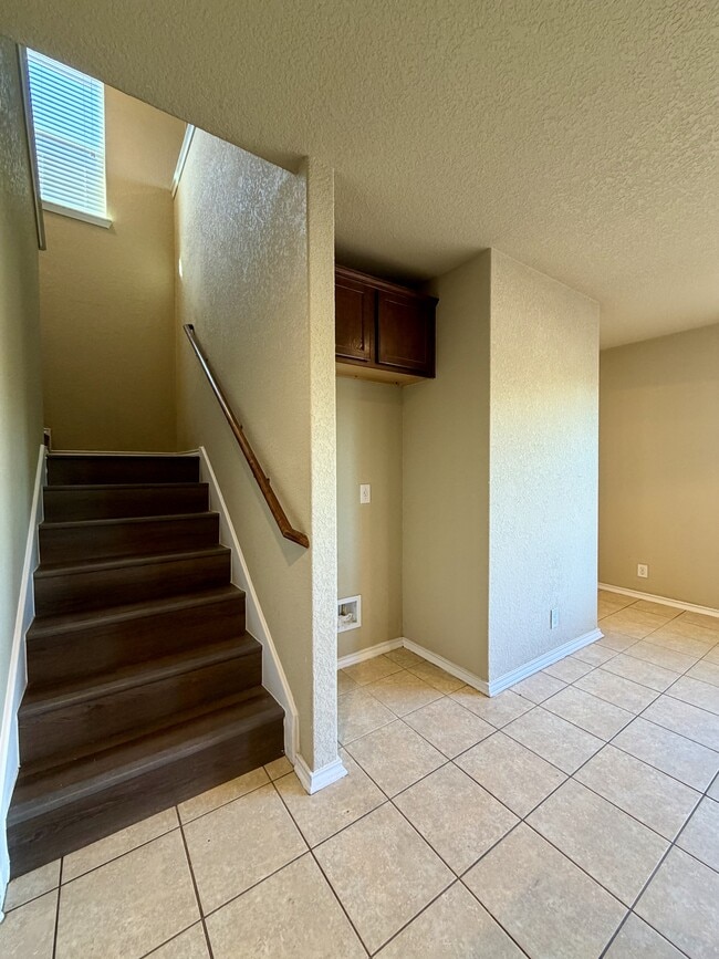 Building Photo - 7027 Fisherman Sky