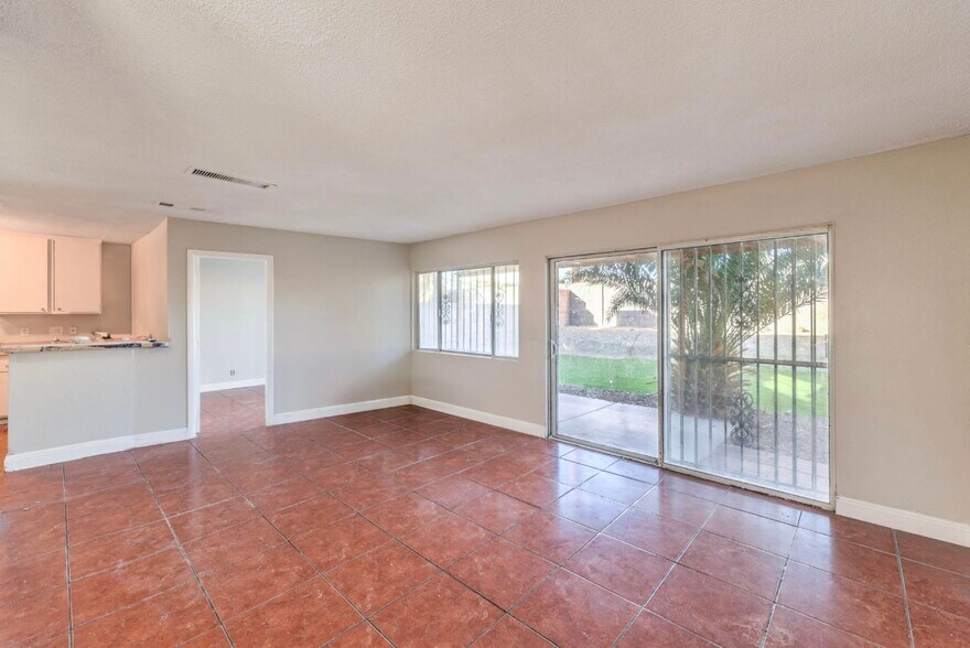 Building Photo - 4420 Shalimar Ave