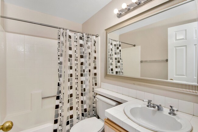 Building Photo - Panoramic Views! Laguna Niguel Condo!