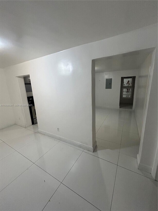 Building Photo - 551 NW 41st St