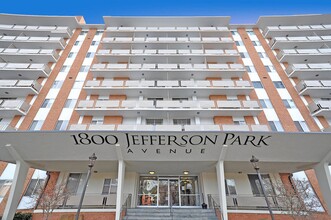 Building Photo - 1800 Jefferson Park Avenue #901