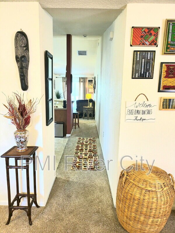 Building Photo - 2132 Sotterley Ln