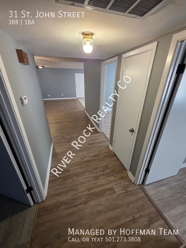 Building Photo - 31 St John St