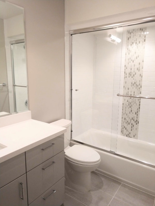 Building Photo - 3030 Jarvis St