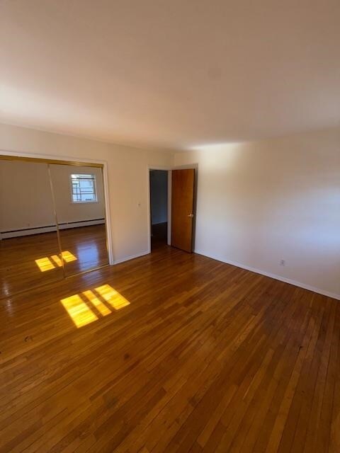 Building Photo - 1624 Valley St