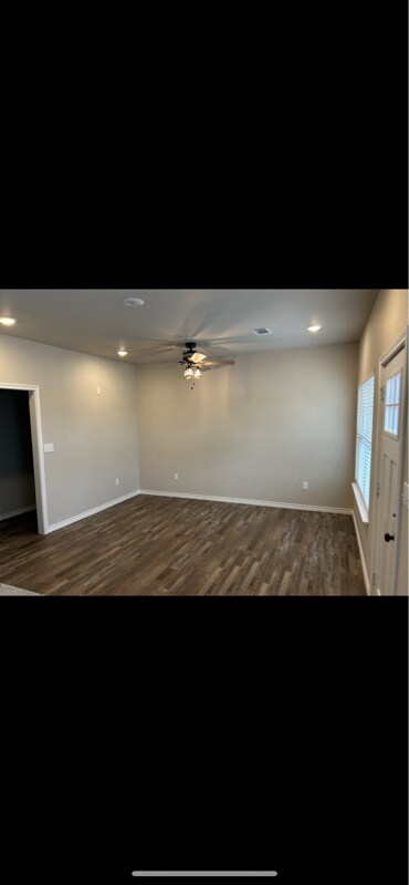 Building Photo - 804 Co Rd 1058