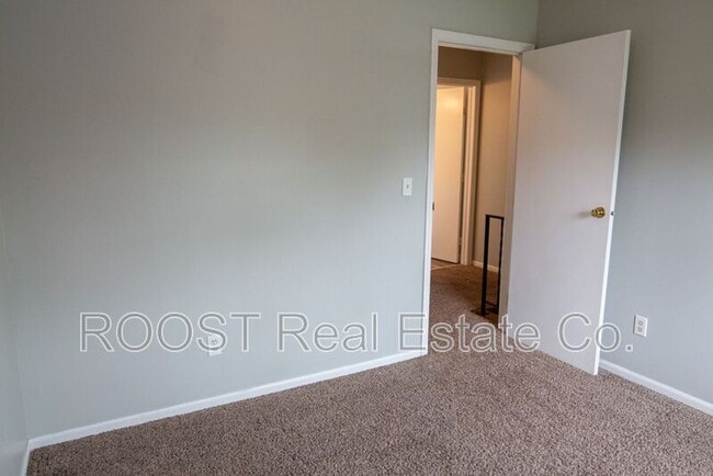 Building Photo - 942 Timothy Dr