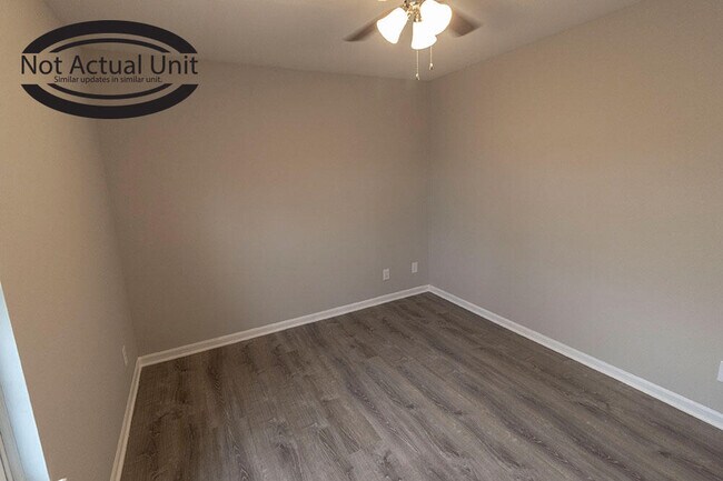 Building Photo - 1521 Typhoon Ct