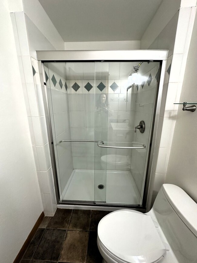 Building Photo - 3Bd/2Ba Sammamish House