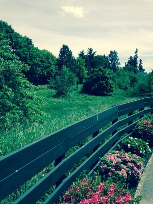 Building Photo - 17685 NW Concordia Ct