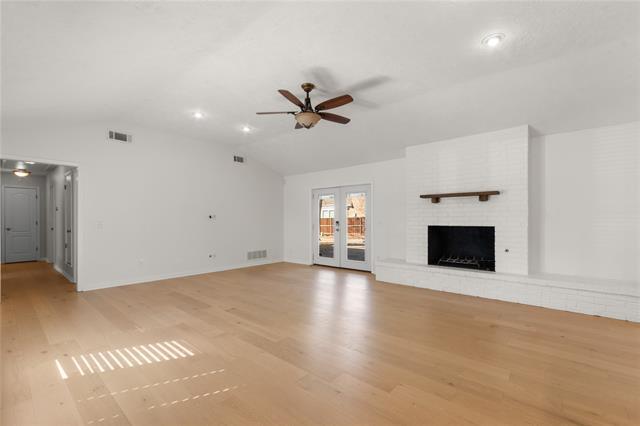 Building Photo - 609 Lake Ridge Dr