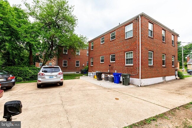 Building Photo - 1519 N Stafford St