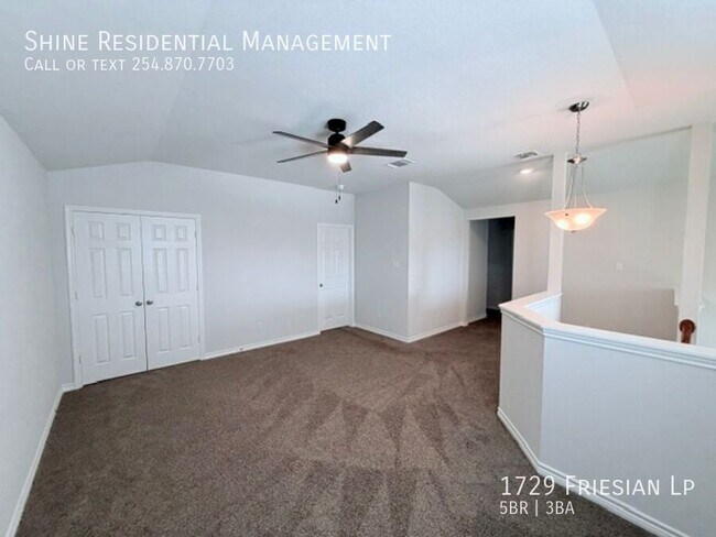 Building Photo - 1729 Friesian Lp