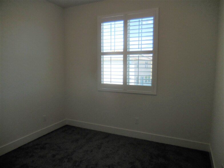 Building Photo - 3978 Scordia Way