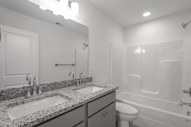 Building Photo - 5558 Stream Ln