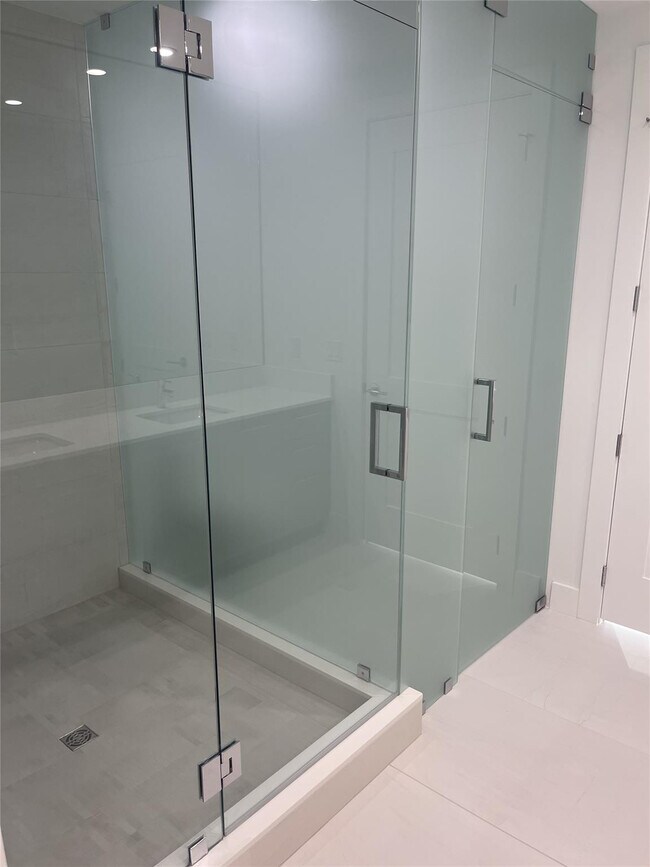 Building Photo - 153 Seabreeze Blvd