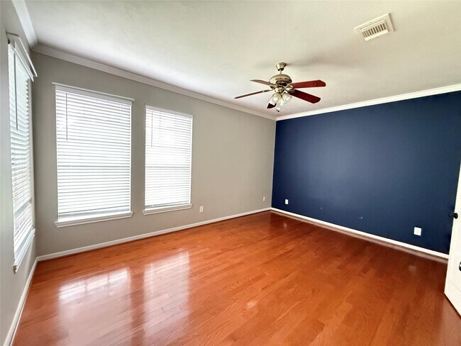 Building Photo - 14334 Fair Knoll Way