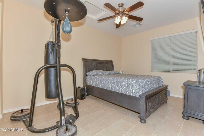 Building Photo - 19210 W Denton St