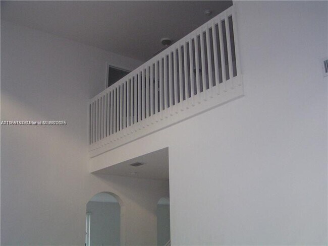 Building Photo - 1309 Alicante Ct